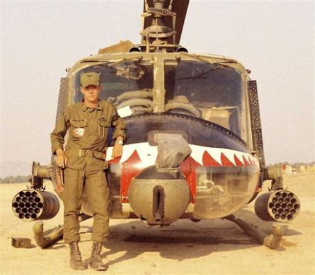  Airwolf: Un hélicoptère survitaminé piloté par un ancien agent du Vietnam !